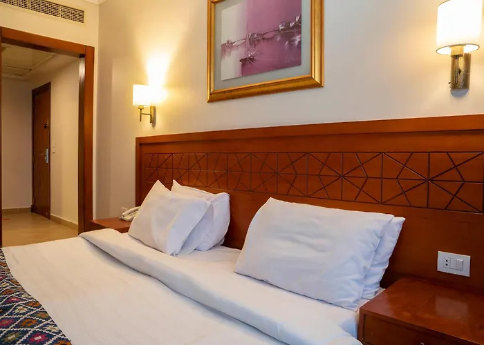 Swiss Wellness Boutique Szálloda 3*